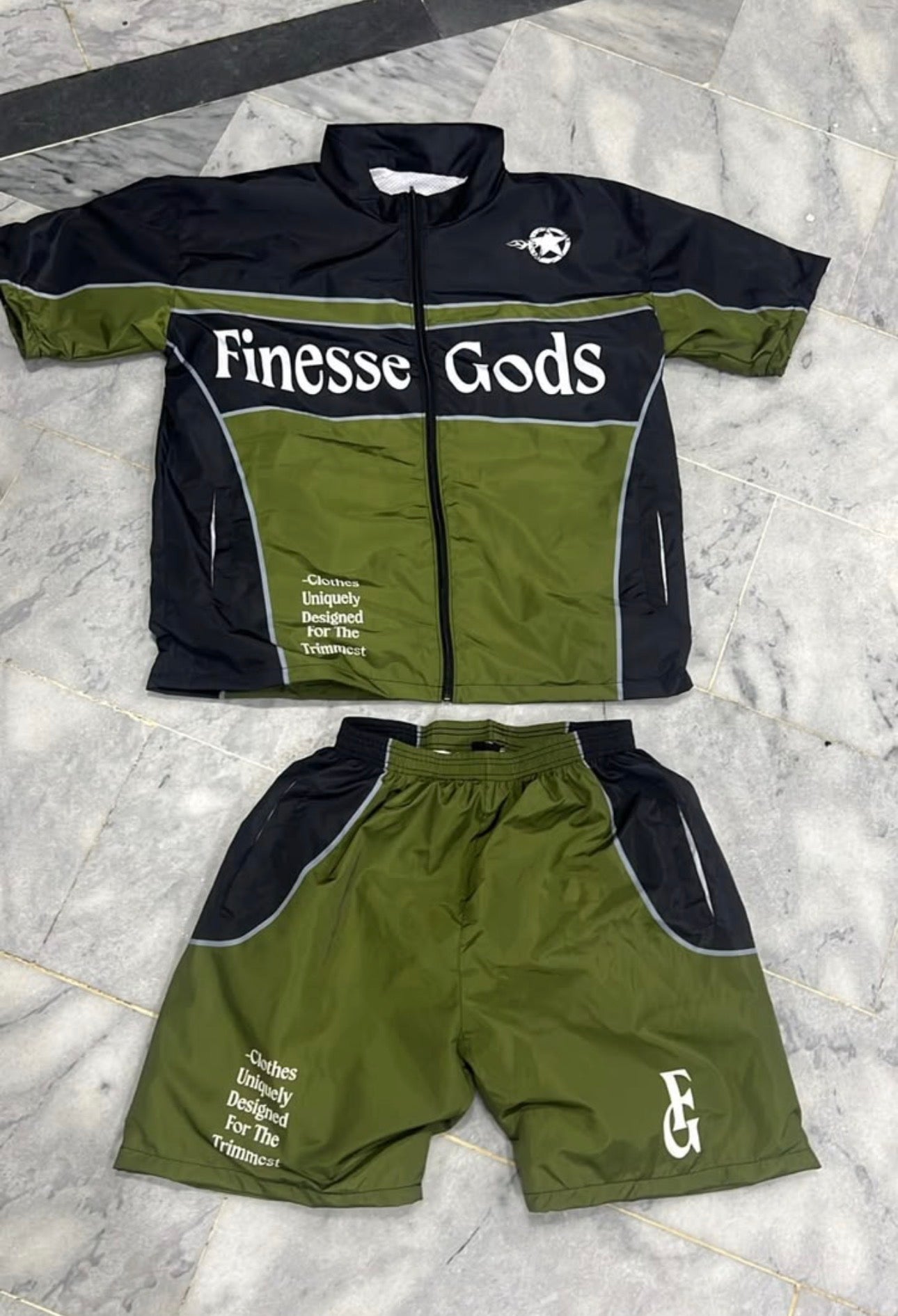 Olive Green Men Windbreaker Set